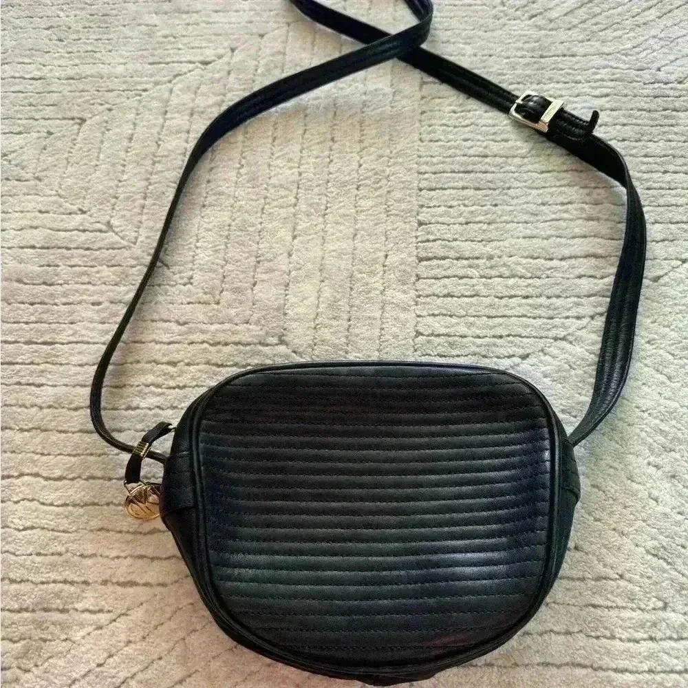 Anne Klein ll mini purse